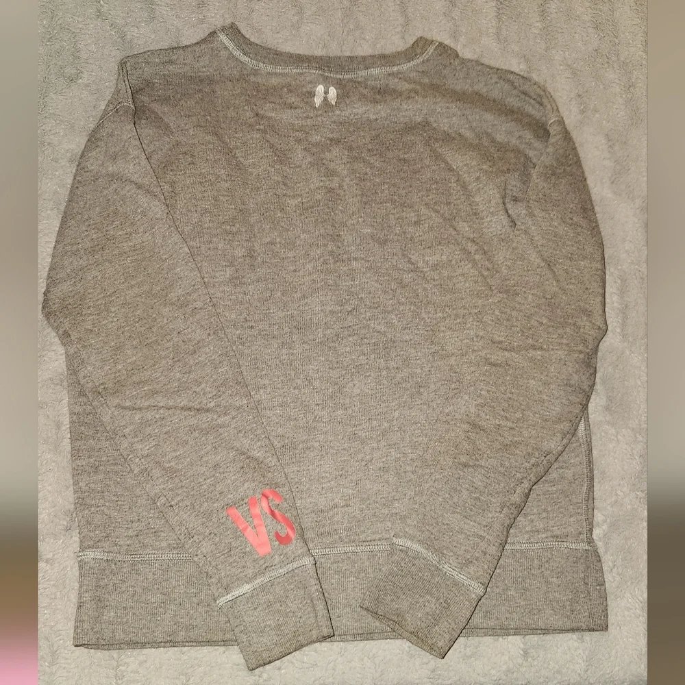 VICTORIA SECRET SWEATER! - Picture 3 of 3